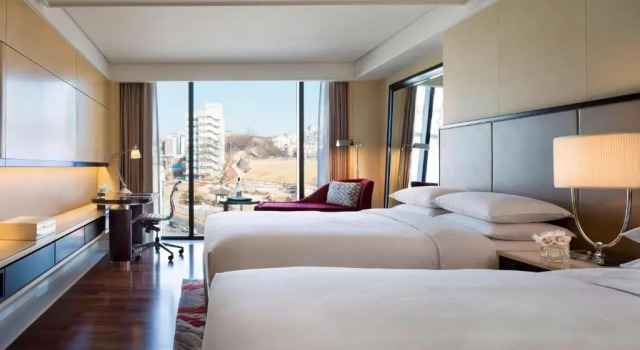 Четырёхместный номер Deluxe JW Marriott Dongdaemun Square Seoul