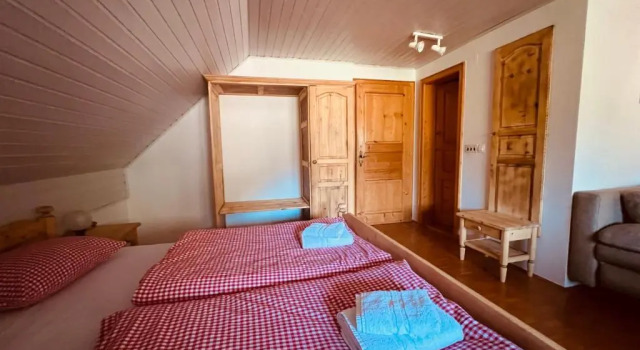 Apartmaji Katrnjek, Buchen Sie Hotel Srednja Vas v Bohinju Bohinj