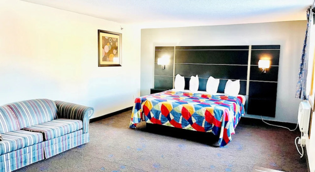 Двухместный номер Comfort Coratel Inn & Suites by Jasper Northfield