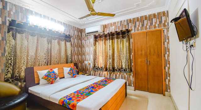Номер Deluxe FabHotel Heritage Inn