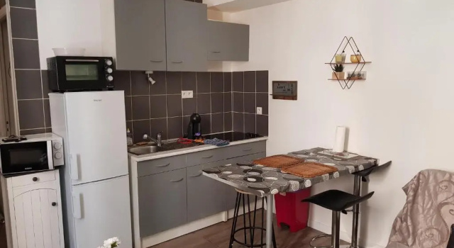 Studio Cosy proche centre MPL/ pk gratuit, Rezervasyon Daire Montpellier otoparklı oteller, Otopark