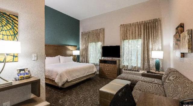 Одноместный номер Standard Staybridge Suites Florence by IHG