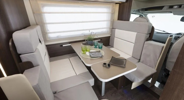 Go Outdoors Motor Home - Caravan Park