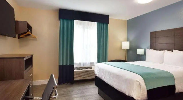 Номер Standard Hawthorn Extended Stay by Wyndham Saint Robert