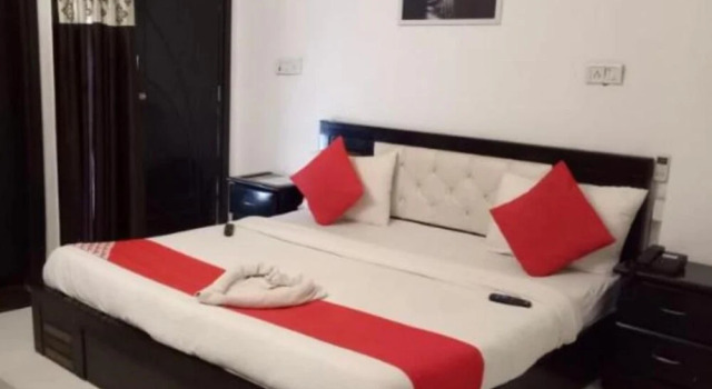 Roomshala 032 Silver Key Sector 9, Забронировать Отель район Дварка Нью-Дели