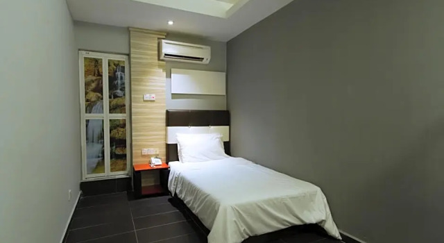 Номер Superior JS Hotel