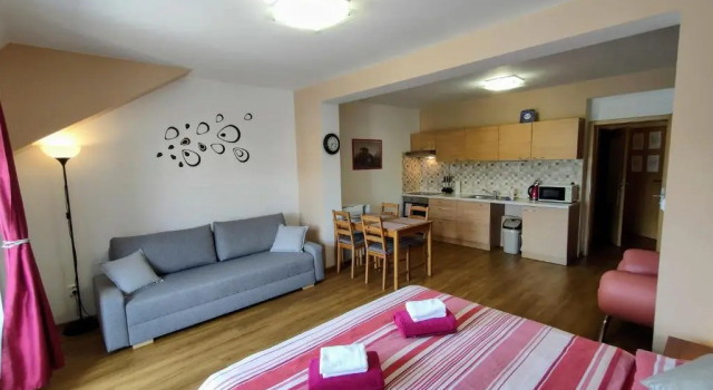 Апартаменты с балконом Czech Switzerland Castle Apartments
