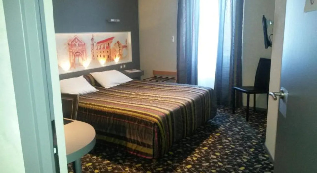 Двухместный номер Medium Hôtel de La Cloche