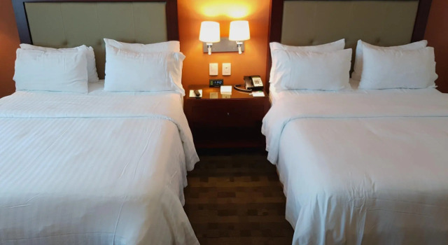 Четырёхместный номер Standard Holiday Inn Leon by IHG