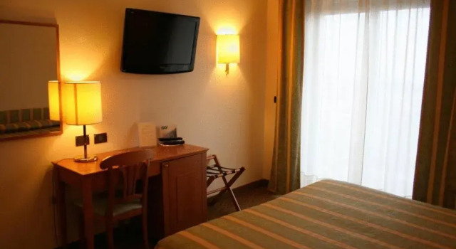 Трёхместный номер Superior Savant Hotel