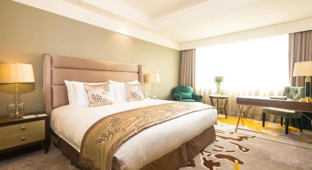 Люкс Deluxe Gubei Garden Hotel Shanghai Hongqiao