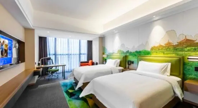 Номер Deluxe Hampton by Hilton Guilin Lingui