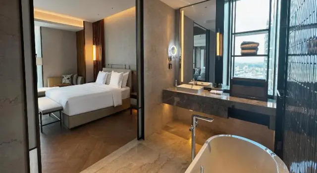 Люкс c 1 комнатой HUALUXE Guiyang Financial City by IHG