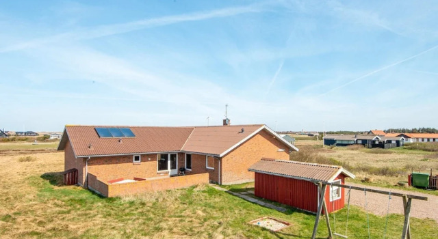 Коттедж 14 person holiday home in Harboøre