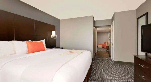 Двухместный люкс c 1 комнатой Hawthorn Extended Stay by Wyndham Columbus West