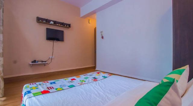 OYO 14906 Home 1BHK With Pool Carmona Beach, Buchen Sie Hotel Carmona Lagos