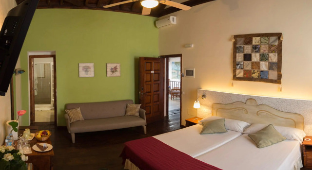 Standard Doppel Zimmer Gara Hotel
