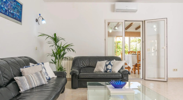 GAVINA D'OR - Cosy apartment with garden and barbecue in Cala Egos. Free WIFI.