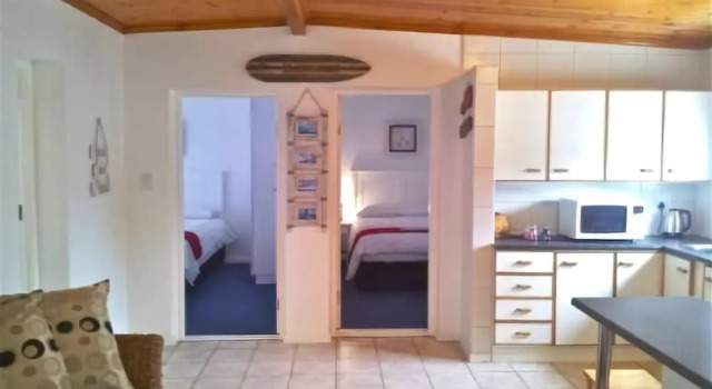 Splash Guest House, Забронировать Гостевой дом Гостевые дома Порт-Элизабет, рядом с Humewood Golf Course, Гостевой дом
