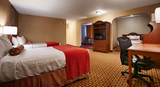Шестиместный люкс Best Western Heritage Inn