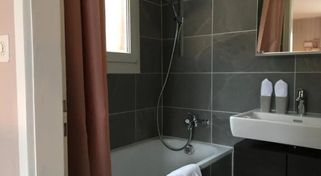 Номер Standard Boutique Hotel Bellevue B&B am Brienzersee Iseltwald Interlaken