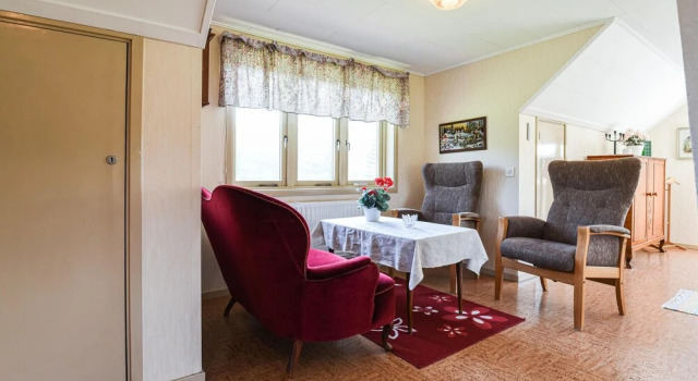 Cozy Home In Vänersborg With Wifi, Book Hotel  