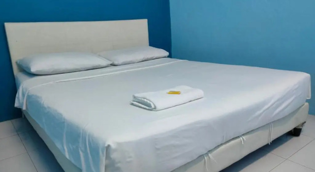 Standardowy dwuosobowy pokój Q Hotel