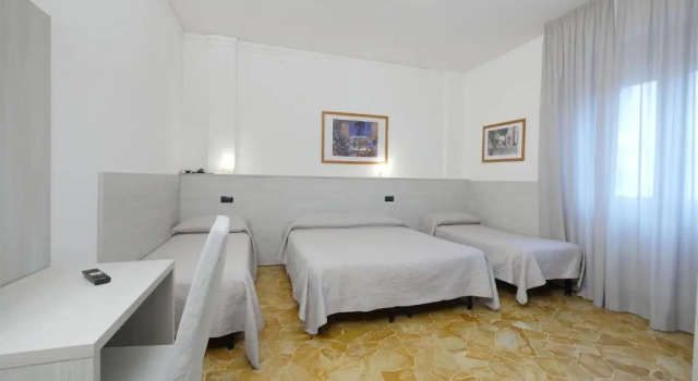 Четырёхместный номер Standard Hotel Careggi