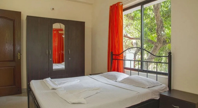 GuestHouser 2 BHK Apartment 4d32, Prenota Appartamento Vagator 