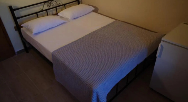 Трёхместный номер Standard с балконом Sotiras Rooms
