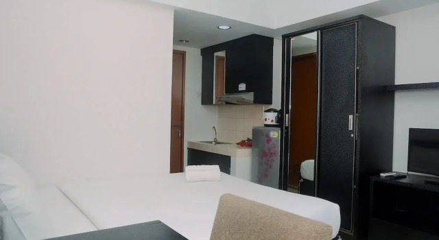 Good Homey and Simply Studio Margonda Residence 3 Apartment
