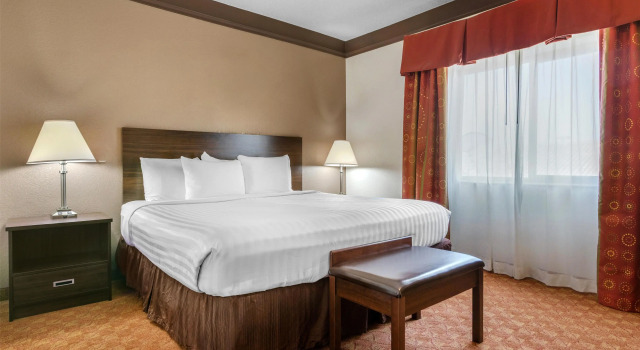 Четырёхместный люкс с 2 комнатами Best Western Tolleson