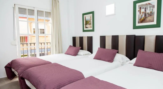 Трёхместный номер Hotel Marbella