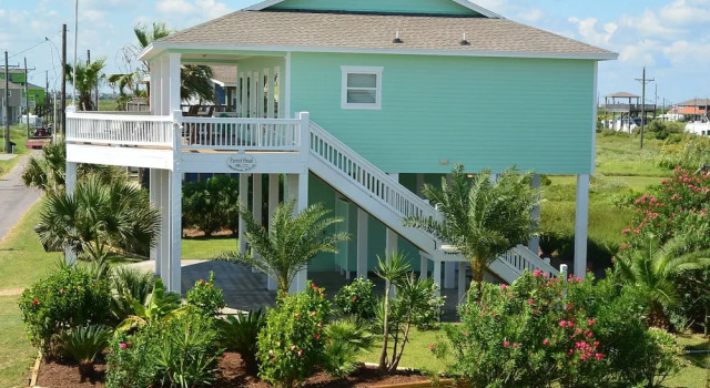 Коттедж Parrot Head 3 Bedroom Home by RedAwning