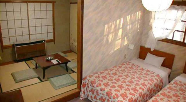 Nona Madarao, Prenota Hotel Iiyama 