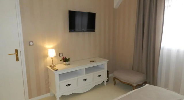 Четырёхместный номер Deluxe Logis La Venise Verte