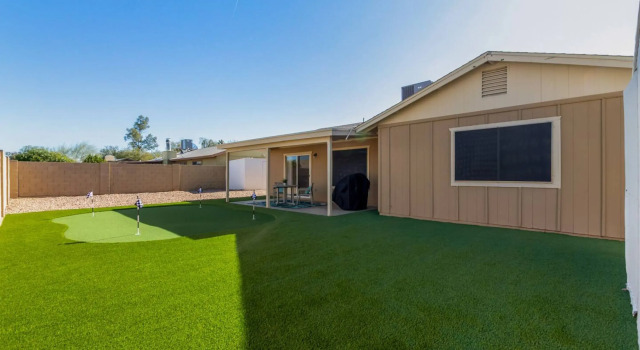 Stunning Hunter Single Family Home in the Heart of Mesa