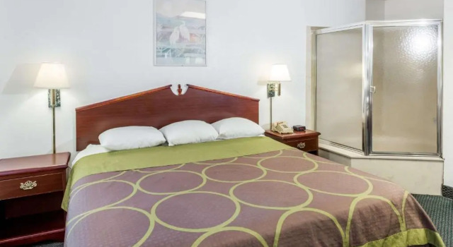 Номер Standard Super 8 by Wyndham Pompano Beach
