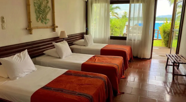 Трёхместный номер Standard с балконом Villa Caribe