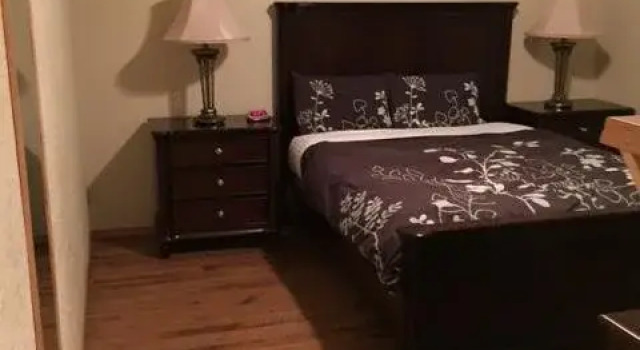Sleep Eze Accommodations, Rezervasyon Otel Jasper Jasper National Park