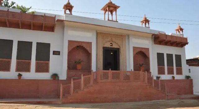 Amritara Chandra Mahal Haveli