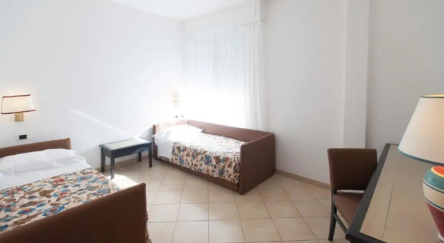 Четырёхместный номер Standard JR Resort Elba International