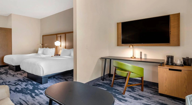 Четырёхместный люкс Fairfield Inn & Suites by Marriott Helen