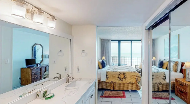 Coastal 2br, Steps to Gulf: Suntide III - Unit 709, Buchen Sie Ferienwohnung Hotels in Padre Island mit Pool, Schwimmbad