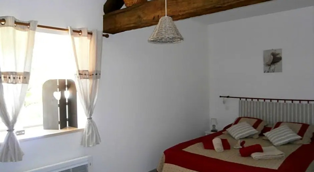 Chez Sandrine, Buchen Sie Hotel Hotels in Laguepie mit Parkplatz, Parkplätze