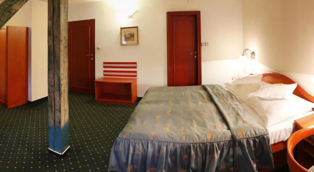 Двухместный номер Standard AGH Hotel