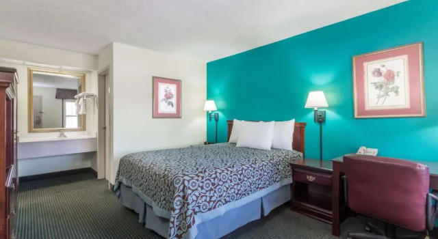 Номер Standard Days Inn by Wyndham Marianna