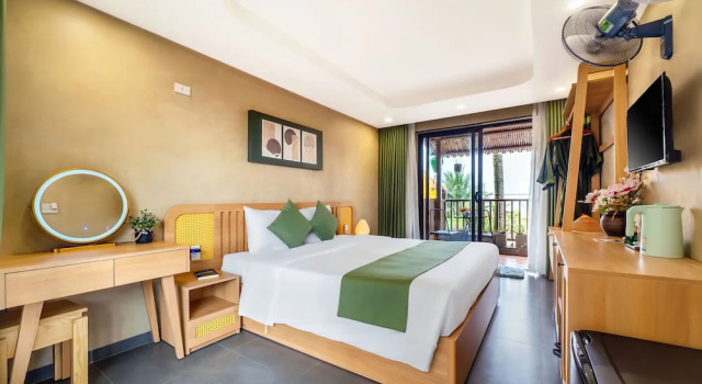 The Linh Seaside Villa Hoi An