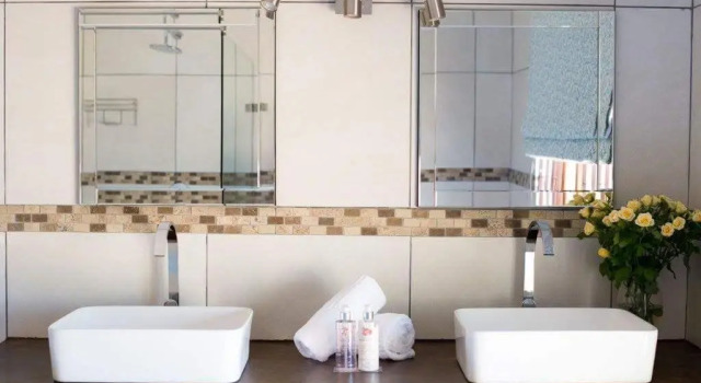Номер Deluxe The Graaff-Reinet Suites