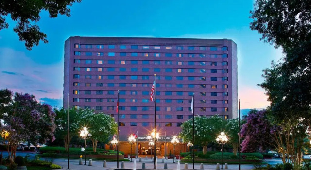 Четырёхместный номер Standard Renaissance Atlanta Waverly Hotel & Convention Center